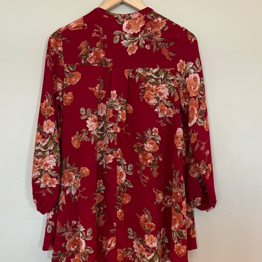 Altar'd State Eyelet Floral Blouse Size Small Bohemian Flowy Lightweight - Picture 7 of 7